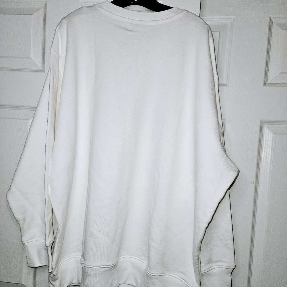 Sweater - Picture 3 of 4